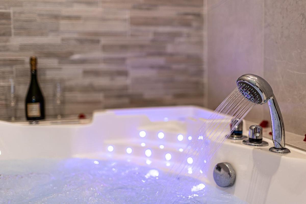 Havre De Paix Jacuzzi Lejlighed Asnières Eksteriør billede